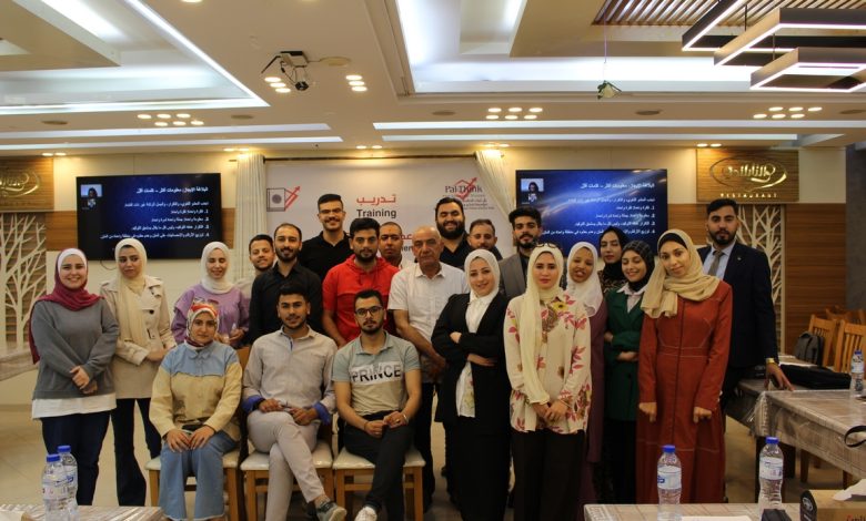 Photo of PalThink Concludes Training of Trainers Course in Democracy and Human Rights